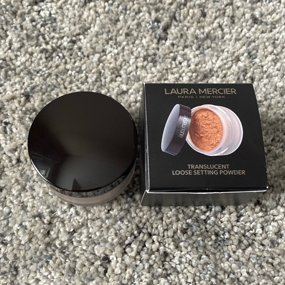 Laura Mercier Translucent Loose setting Powder Medium Deep
